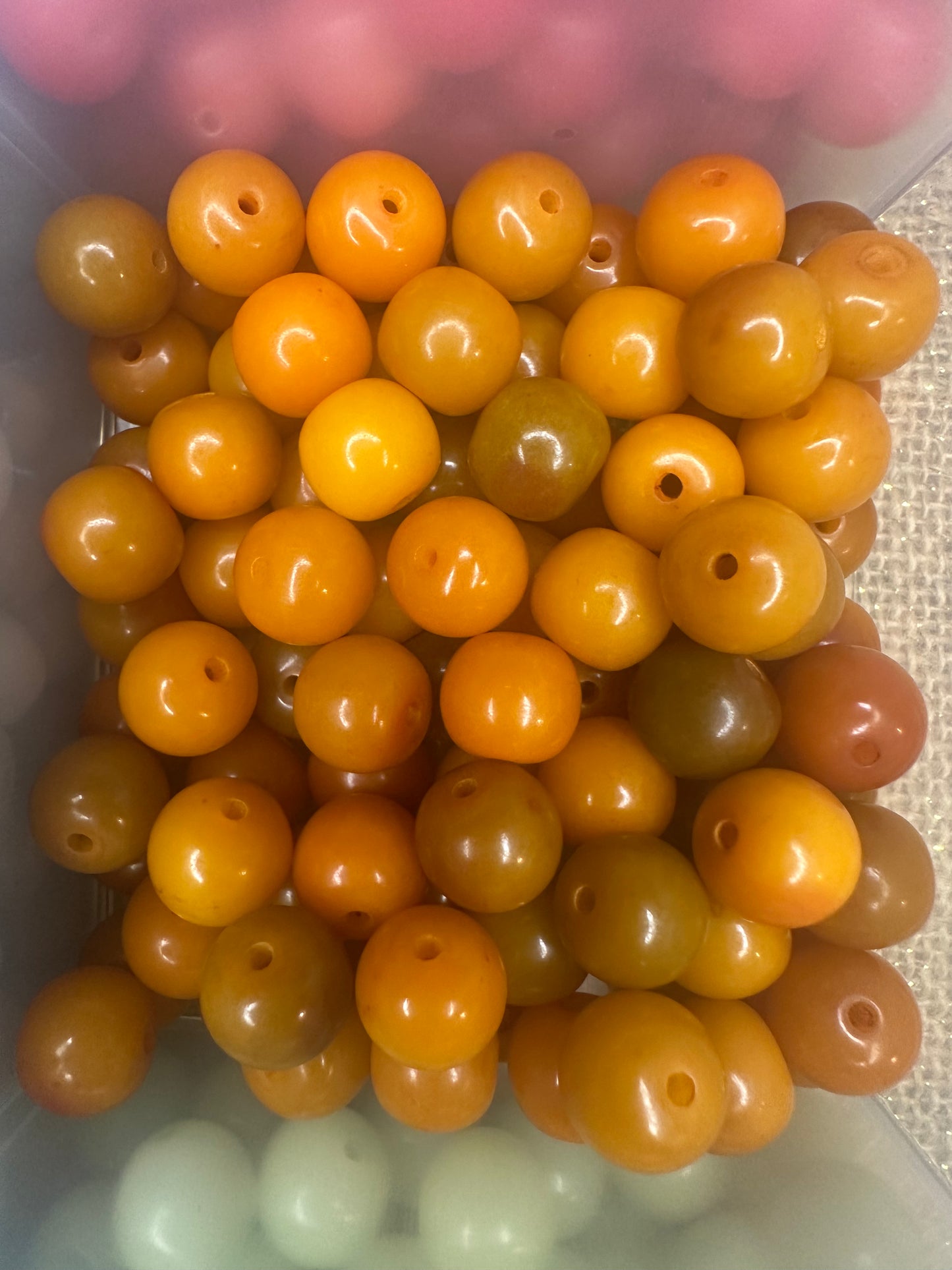 Bodhi Beads Orange Mix (20pcs)
