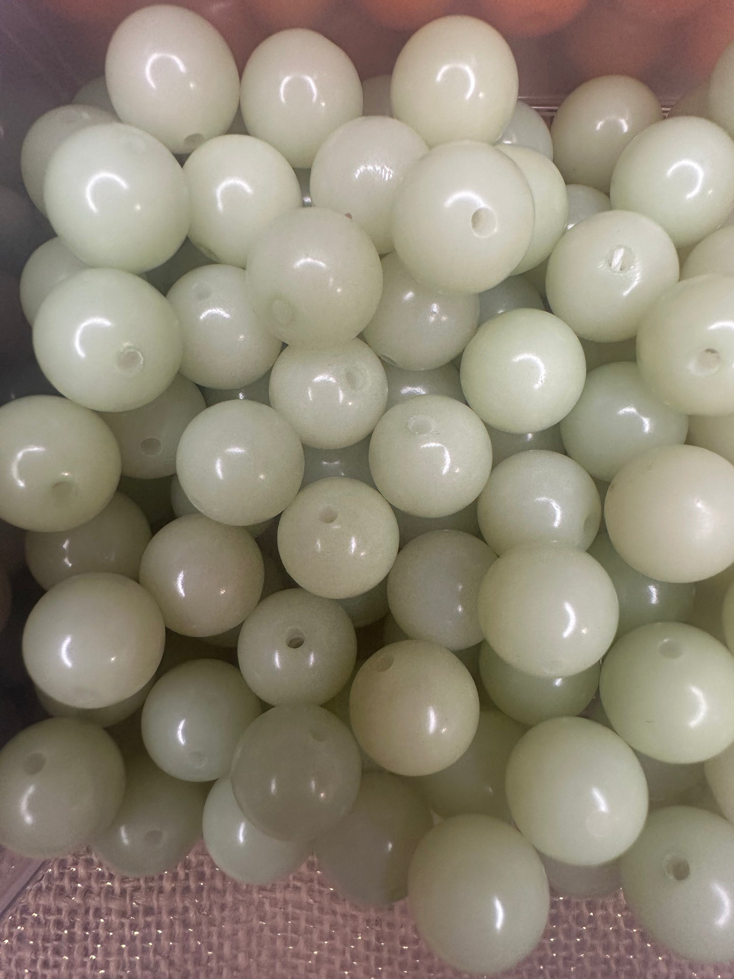 Bodhi Beads Light Green (20pcs)